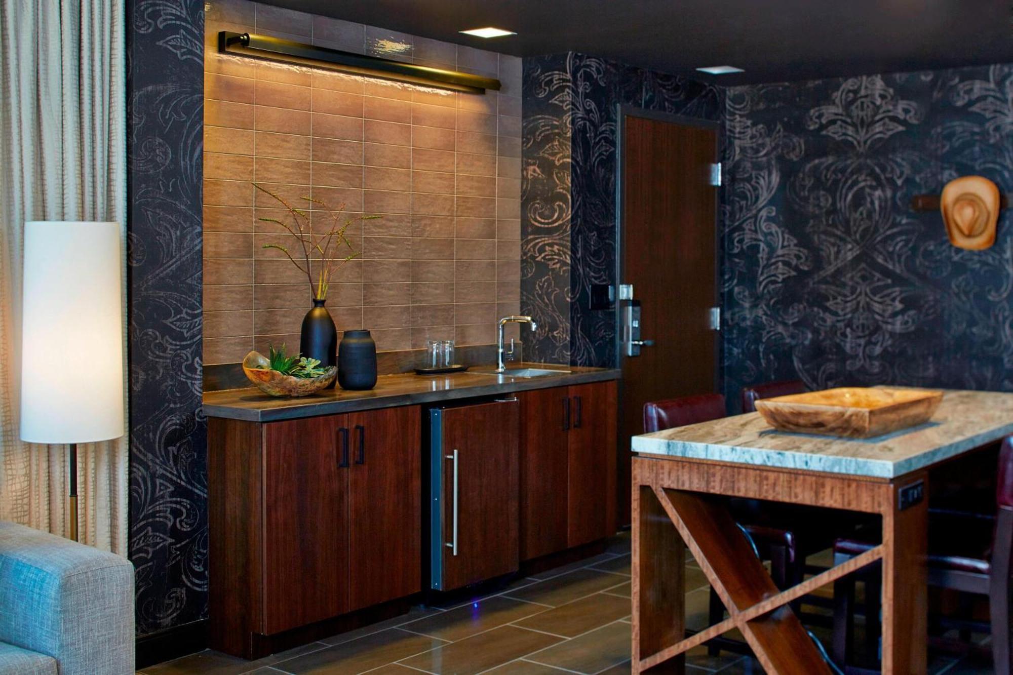 Renaissance Dallas At Plano Legacy West Hotel Экстерьер фото